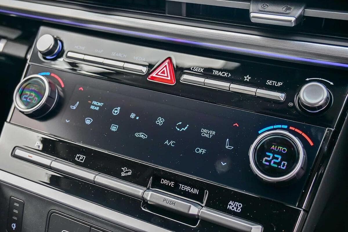 2024 Hyundai Santa Fe Hybrid Elite Auto AWD MY25 image 14