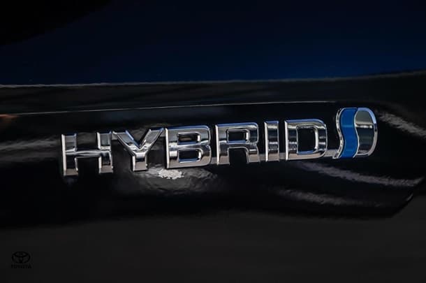 2022 Toyota Kluger Hybrid AWD GRANDE image 14
