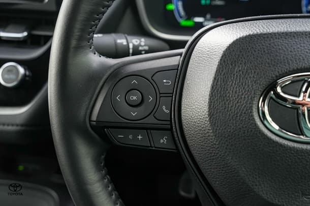 2024 Toyota Corolla Sedan Hybrid ZR image 17