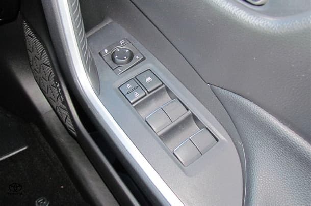 2020 Toyota Rav4 Hybrid GXL-2WD image 10