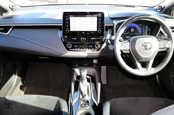 2021 Toyota Corolla Hatch Hybrid ZR image 5