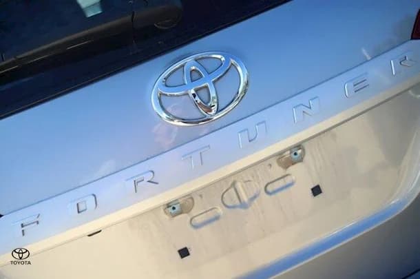 2022 Toyota Fortuner GX image 20