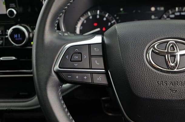 2021 Toyota KLUGER AWD GRANDE image 15