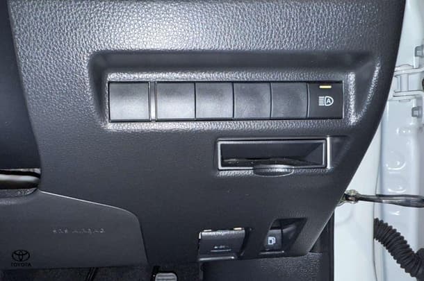 2022 Toyota Rav4 Hybrid GX-2WD image 16