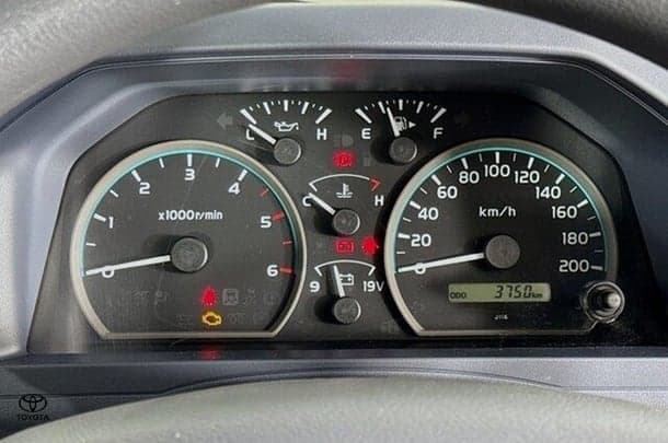 2022 Toyota LANDCRUISER MILITARY GXL image 9