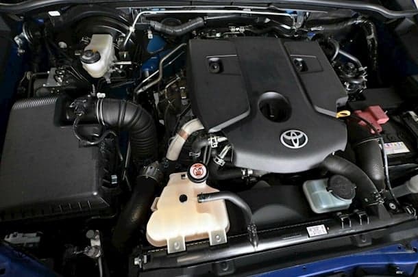 2023 Toyota Hilux SR5 image 10