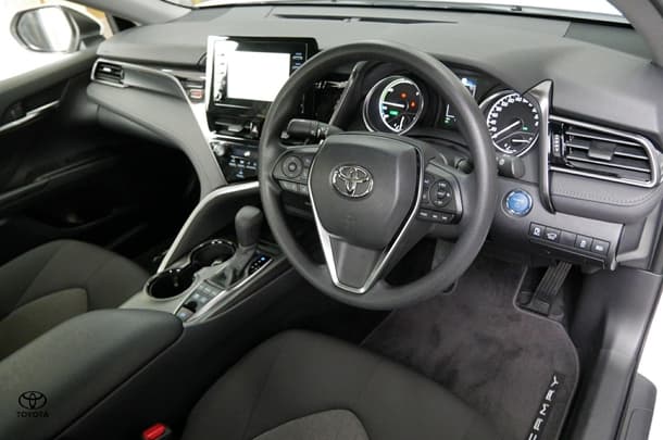 2024 Toyota Camry Hybrid Ascent image 8