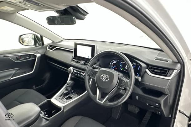 2023 Toyota Rav4 Hybrid GX-2WD image 15