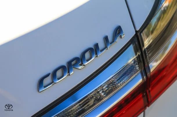 2017 Toyota Corolla Sedan Ascent image 14
