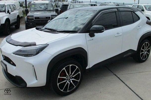 2022 Toyota Yaris Cross Hybrid GR-S image 13