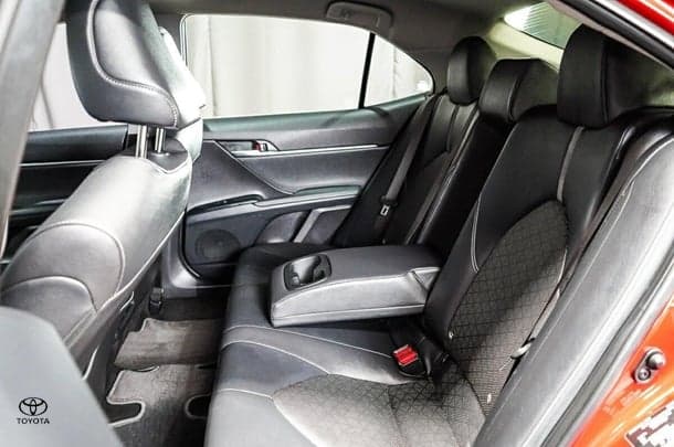 2019 Toyota Camry SX image 9