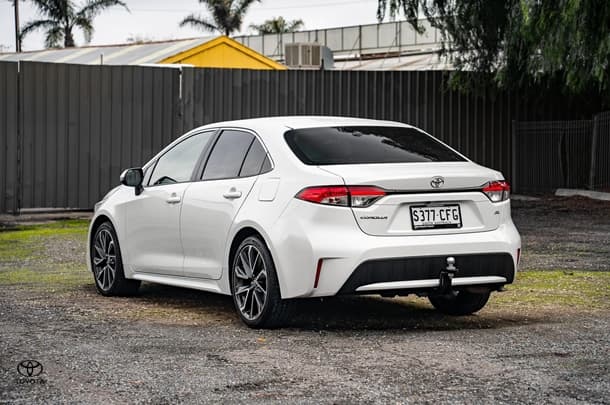 2020 Toyota COROLLA ZR image 33
