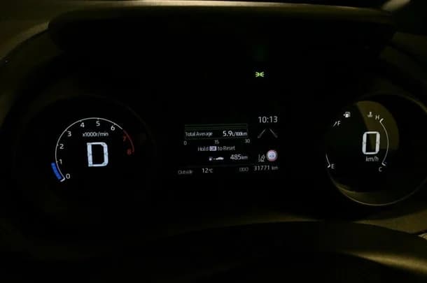 2020 Toyota Yaris SX image 16