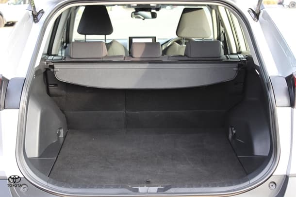 2023 Toyota RAV4 Hybrid GX AWD image 17