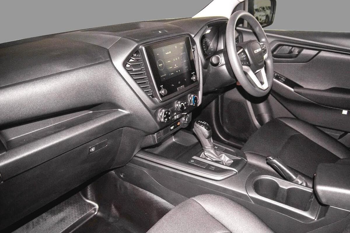 2025 Isuzu D-MAX SX Manual 4x4 MY24 image 7