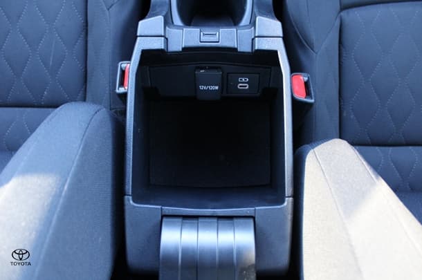 2023 Toyota Corolla Cross Petrol GX image 32