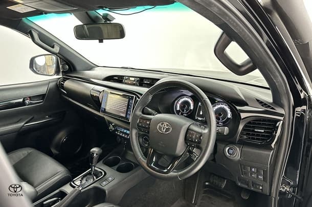 2019 Toyota Hilux Rugged X image 14