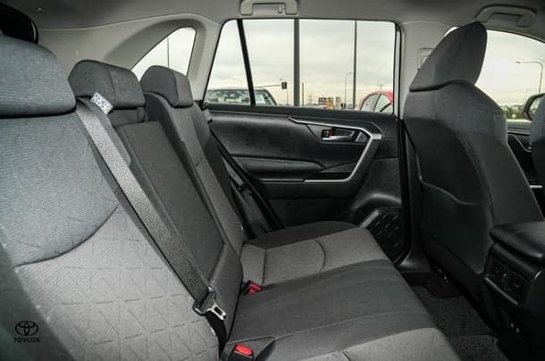 2021 Toyota Rav4 Hybrid GXL-2WD image 8