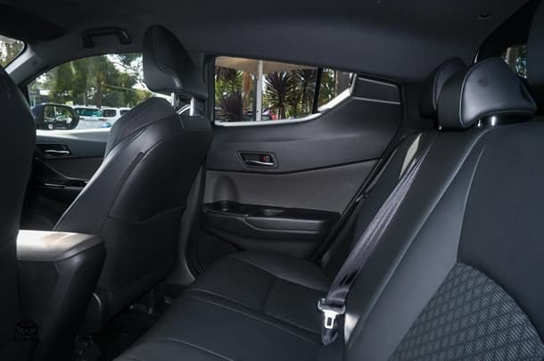 2021 TOYOTA C-HR Hybrid Koba 2WD image 9