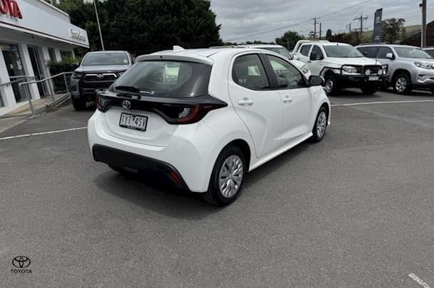 2023 Toyota Yaris Hatch Ascent Sport image 7