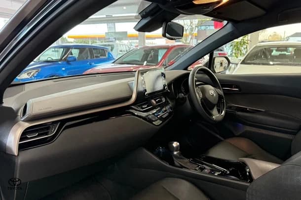 2019 Toyota CHR Koba AWD image 10