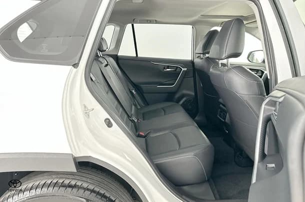 2022 Toyota RAV4 Cruiser 2WD image 17