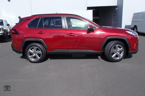 2020 Toyota RAV4 GXL-2WD image 11