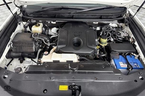 2020 Toyota Prado GX image 20
