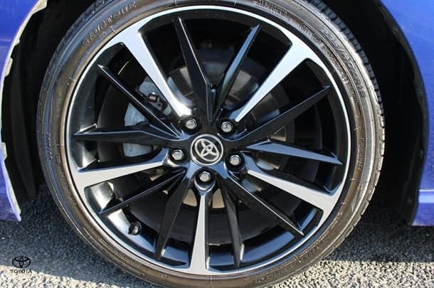 2020 Toyota Camry SX image 13