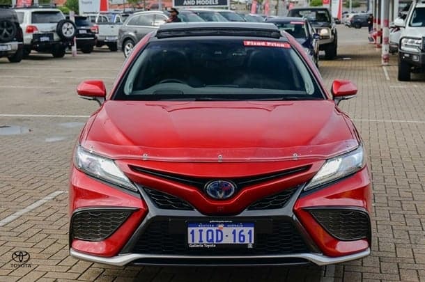 2021 Toyota Camry Hybrid SL image 4