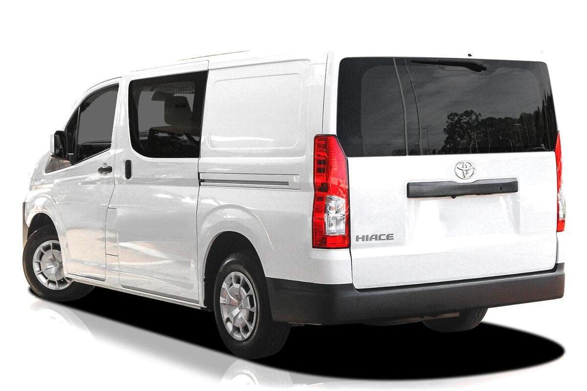 2024 Toyota Hiace LWB Auto image 4
