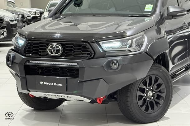 2022 Toyota Hilux 4x4 Rugged X image 7