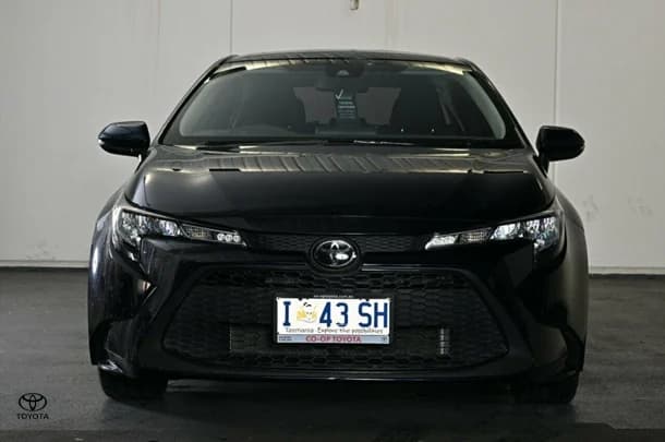 2019 Toyota Corolla Ascent Sport image 2