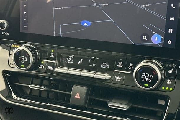 2023 Toyota Kluger 4x2 GRANDE image 26