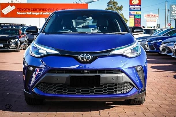2023 Toyota C-HR Koba AWD image 3