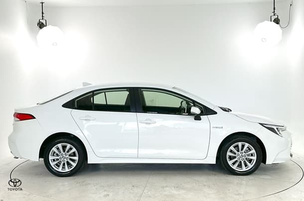 2023 Toyota Corolla Sedan Hybrid Ascent Sport image 10
