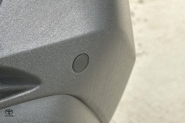 2023 Toyota Rav4 Hybrid GX AWD image 12