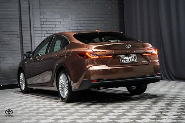 2025 Toyota Camry Hybrid Ascent Sport image 8