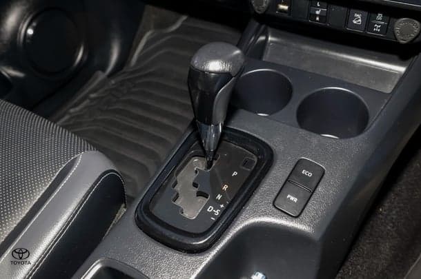 2022 Toyota HILUX Rugged X image 16