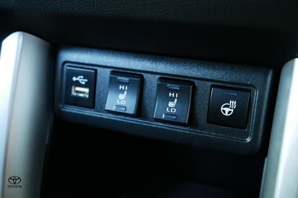 2023 Toyota Corolla Cross HV Atmos image 15