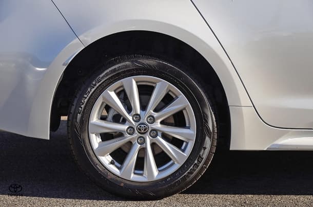 2024 Toyota Corolla Sedan Hybrid Ascent Sport image 11