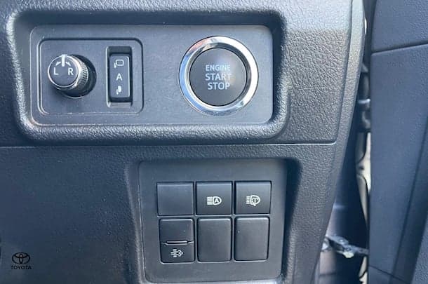 2021 Toyota Landcruiser Prado GXL image 37