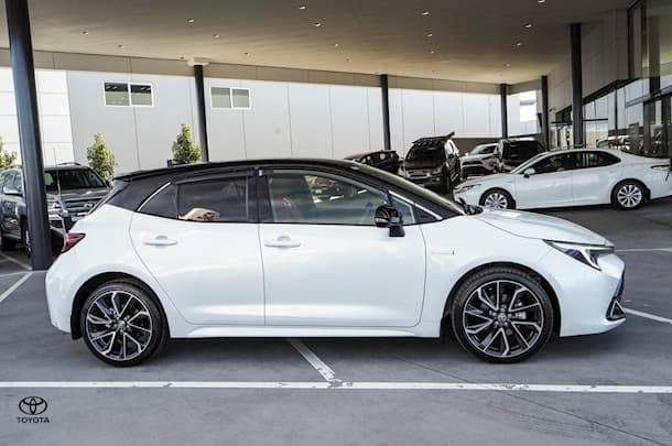 2023 Toyota Corolla ZR Hybrid image 4