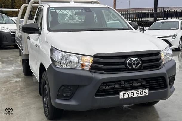 2023 Toyota HiLux 4x2 Workmate image 4