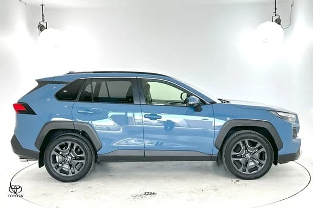 2022 Toyota RAV4 Edge AWD image 4