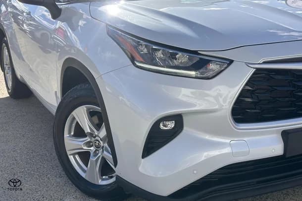 2022 Toyota Kluger GX AWD image 3