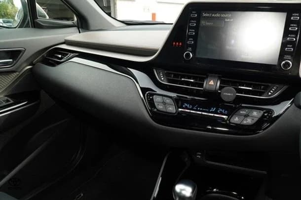 2022 Toyota C-HR Koba 2WD image 10