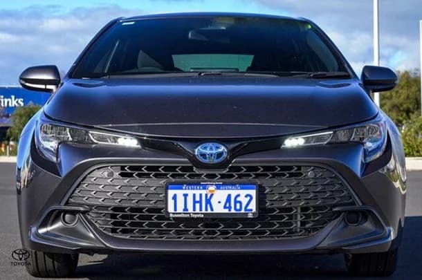 2024 Toyota Corolla Hatch Hybrid Ascent Sport image 4