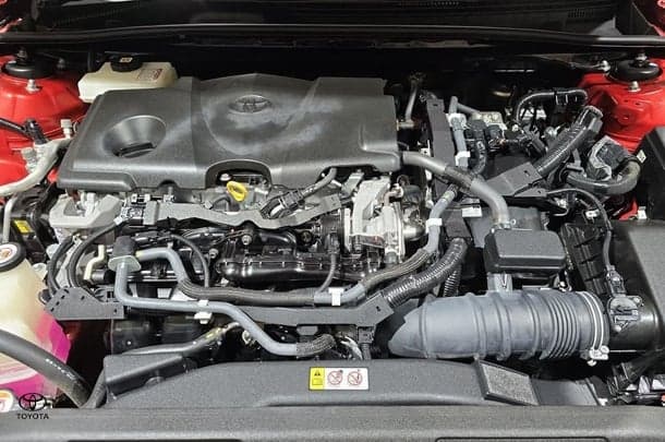 2020 Toyota Camry Hybrid SL image 11