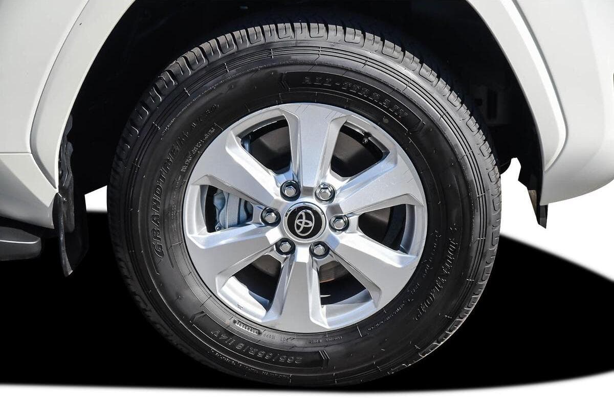 2024 Toyota Landcruiser GXL Auto 4x4 image 19